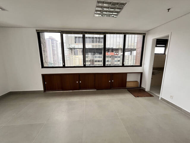 #5921 - Sala para Venda em São Paulo - SP - 2